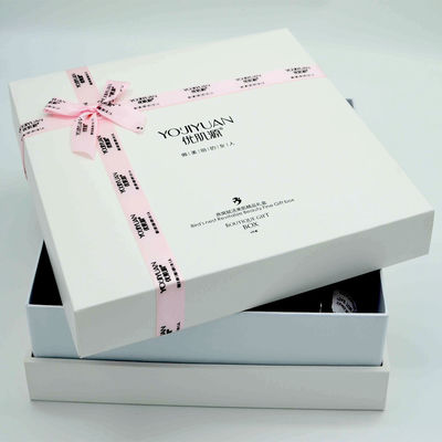 Αγορά 300g άσπρα πλαίσια 30cm X 30cm δώρων πολυτέλειας MDF Skincare συσκευάζοντας κιβώτιο προσωπικής φροντίδας με την κορδέλλα online manufacture